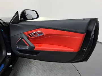 2025 BMW Z4 с пробегом 12 503 км