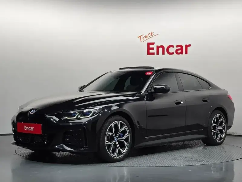 2023 BMW i4 с пробегом 42 839 км