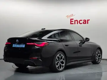 2023 BMW i4 с пробегом 42 839 км