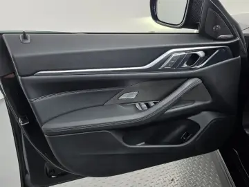 2023 BMW i4 с пробегом 42 839 км