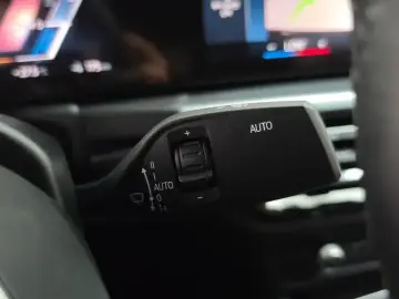 2023 BMW i4 с пробегом 42 839 км
