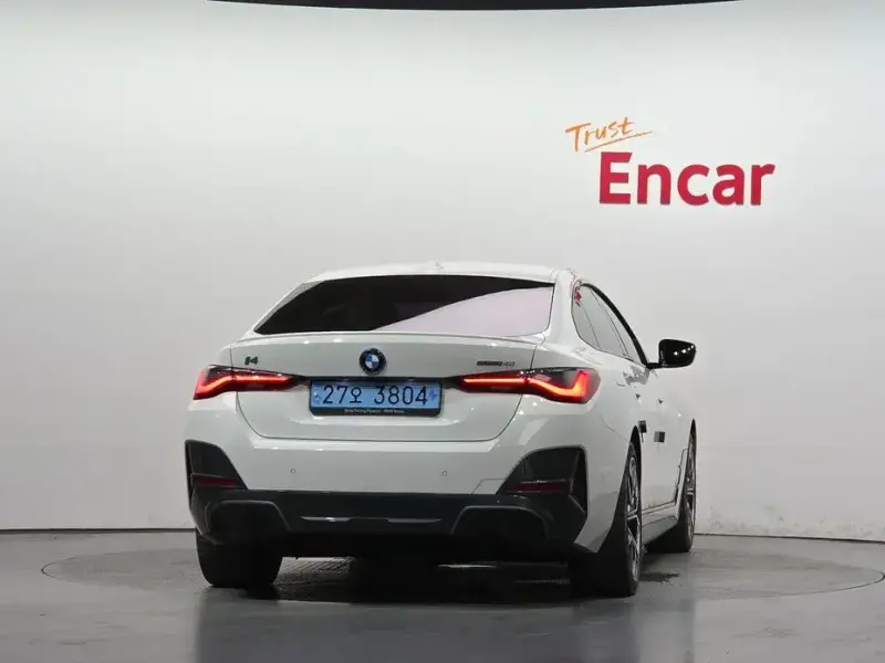 2023 BMW i4 с пробегом 19 521 км