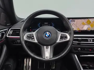 2023 BMW i4 с пробегом 19 521 км