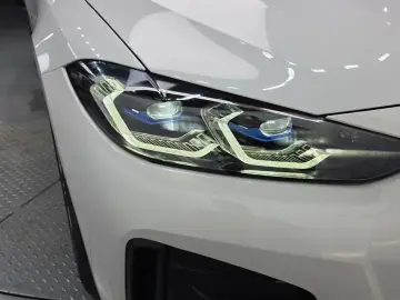 2023 BMW i4 с пробегом 19 521 км