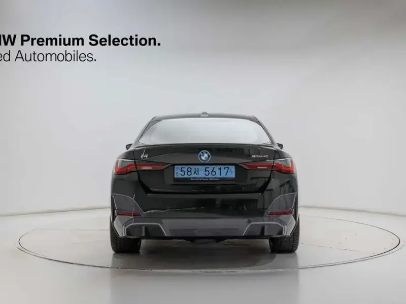 2022 BMW i4 с пробегом 89 782 км