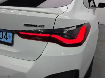 2023 BMW i4 с пробегом 19 521 км