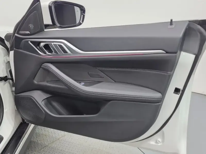 2023 BMW i4 с пробегом 19 521 км