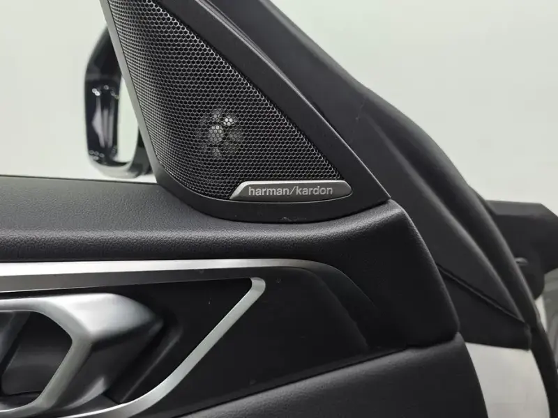2023 BMW i4 с пробегом 19 521 км