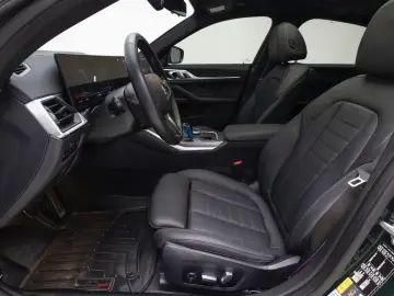 2022 BMW i4 с пробегом 89 782 км