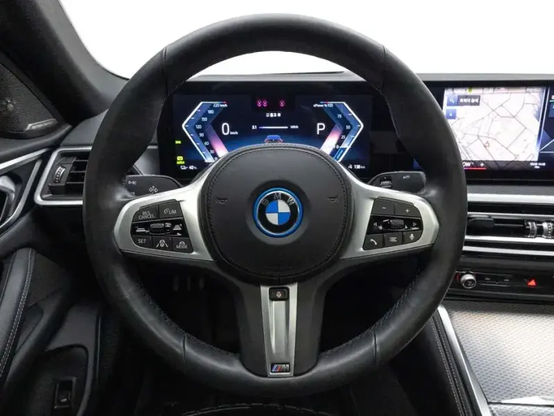 2022 BMW i4 с пробегом 89 782 км