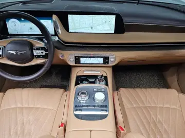 2023 Genesis G90 с пробегом 63 105 км