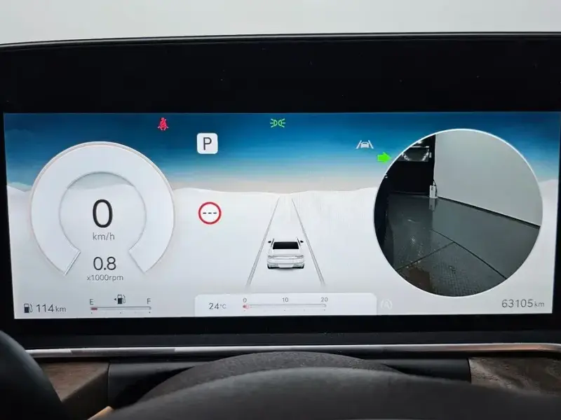 2023 Genesis G90 с пробегом 63 105 км