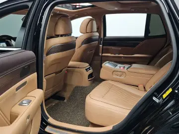 2023 Genesis G90 с пробегом 63 105 км