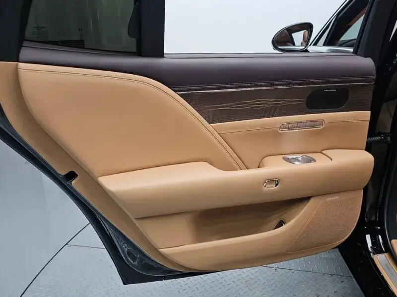 2023 Genesis G90 с пробегом 63 105 км