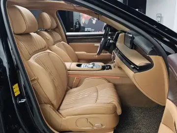 2023 Genesis G90 с пробегом 63 105 км