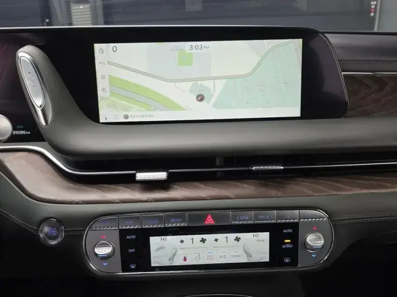 2023 Genesis G90 с пробегом 89 086 км