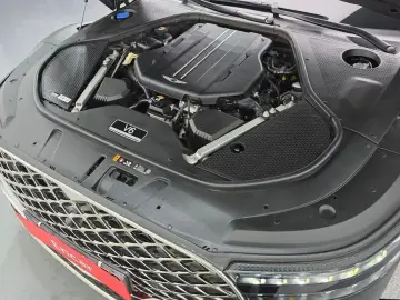 2023 Genesis G90 с пробегом 44 950 км