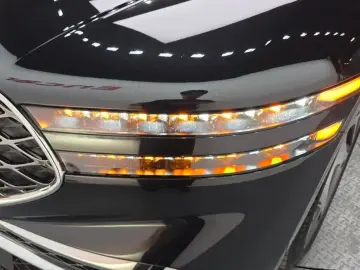2023 Genesis G90 с пробегом 44 950 км