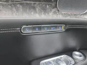 2023 Genesis G90 с пробегом 44 950 км