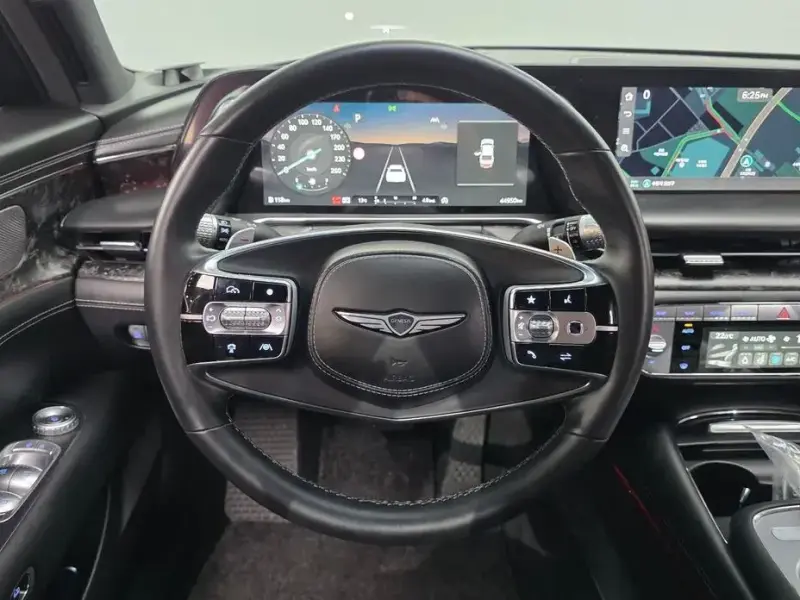 2023 Genesis G90 с пробегом 44 950 км