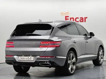 2023 Genesis GV80 с пробегом 33 967 км