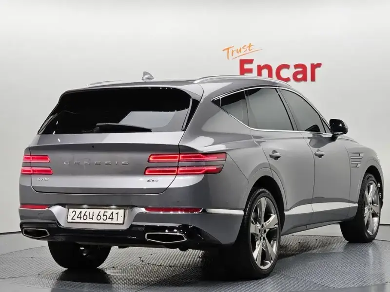 2023 Genesis GV80 с пробегом 33 967 км