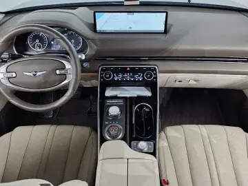 2023 Genesis GV80 с пробегом 33 967 км