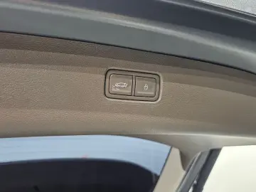 2023 Genesis GV80 с пробегом 33 967 км