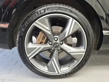 2023 Genesis GV80 с пробегом 68 599 км