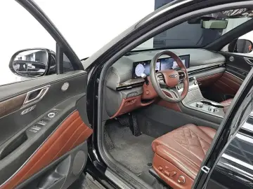 2023 Genesis GV80 с пробегом 68 599 км