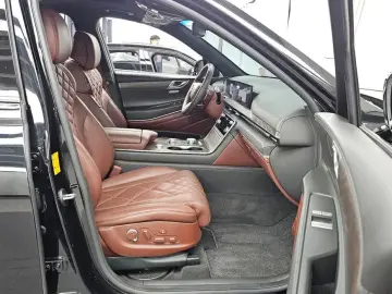 2023 Genesis GV80 с пробегом 68 599 км