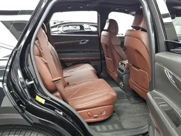 2023 Genesis GV80 с пробегом 68 599 км