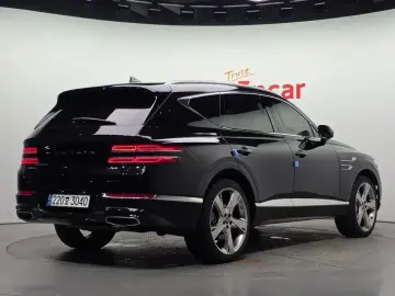 2023 Genesis GV80 с пробегом 98 532 км