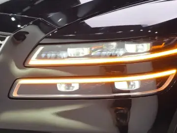 2023 Genesis GV80 с пробегом 98 532 км