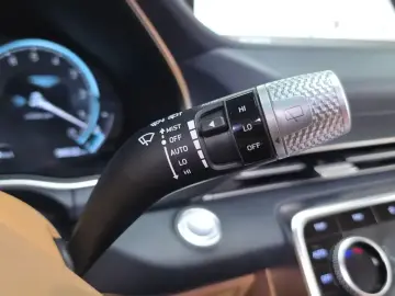 2023 Genesis GV80 с пробегом 98 532 км