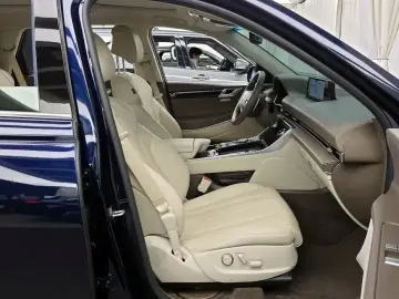 2023 Genesis GV80 с пробегом 26 652 км