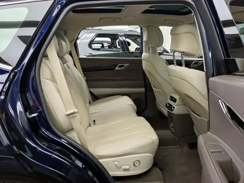 2023 Genesis GV80 с пробегом 26 652 км