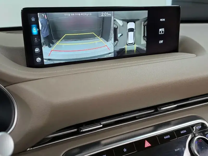 2023 Genesis GV80 с пробегом 26 652 км
