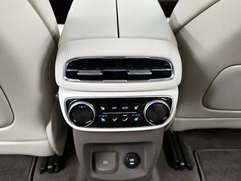 2023 Genesis GV80 с пробегом 26 652 км