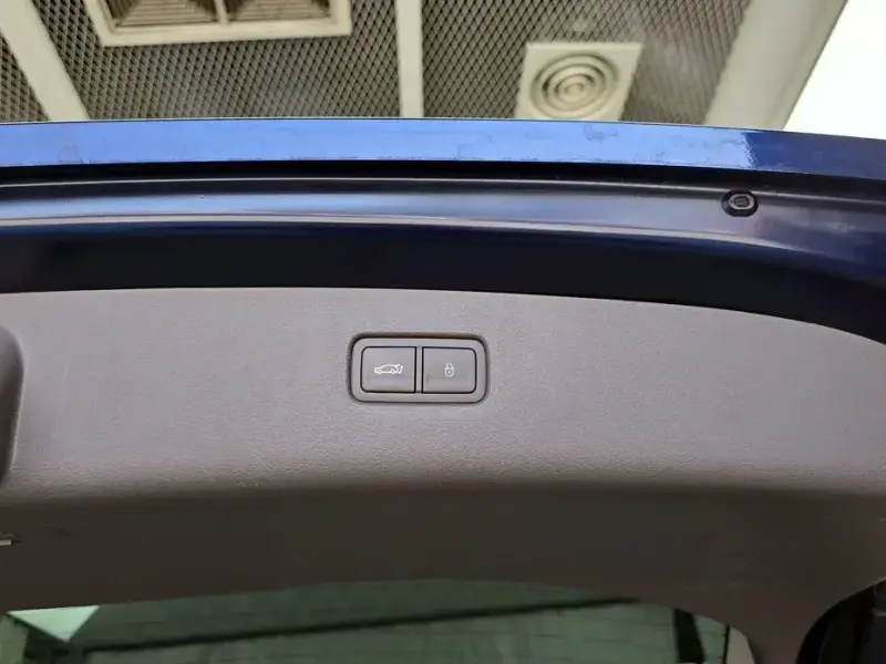 2023 Genesis GV80 с пробегом 26 652 км
