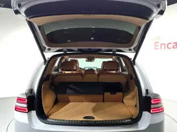 2023 Genesis GV80 с пробегом 35 090 км