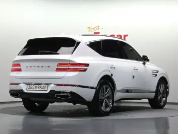 2023 Genesis GV80 с пробегом 36 769 км