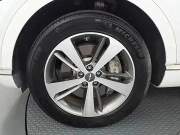 2023 Genesis GV80 с пробегом 36 769 км