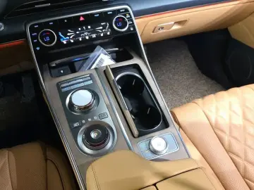 2023 Genesis GV80 с пробегом 36 769 км