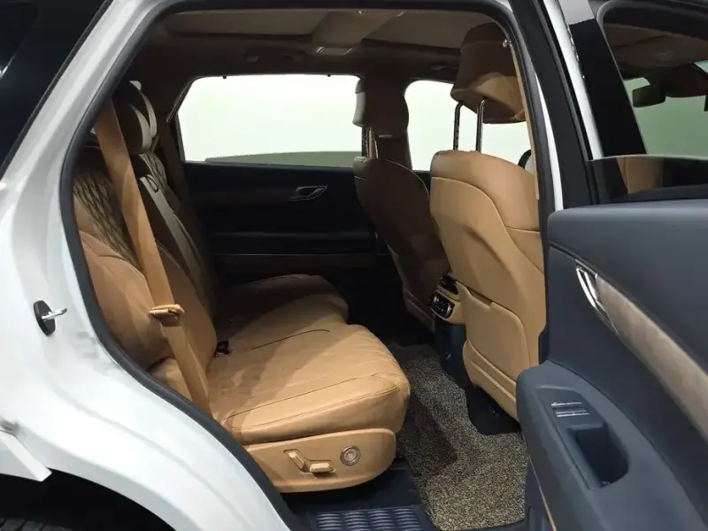 2023 Genesis GV80 с пробегом 36 769 км