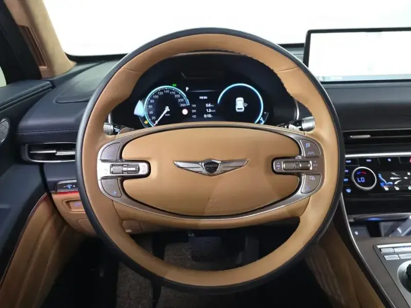 2023 Genesis GV80 с пробегом 36 769 км