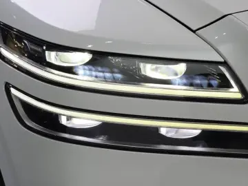 2023 Genesis GV80 с пробегом 36 769 км