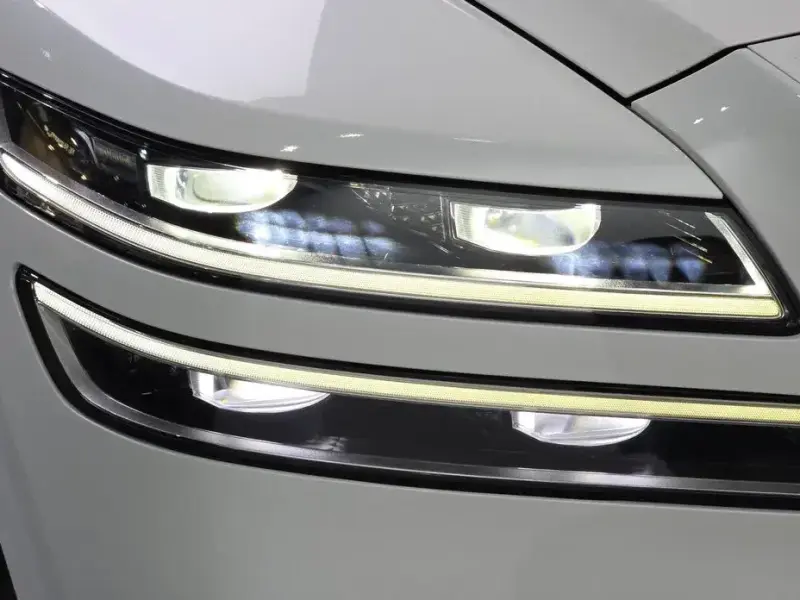 2023 Genesis GV80 с пробегом 36 769 км
