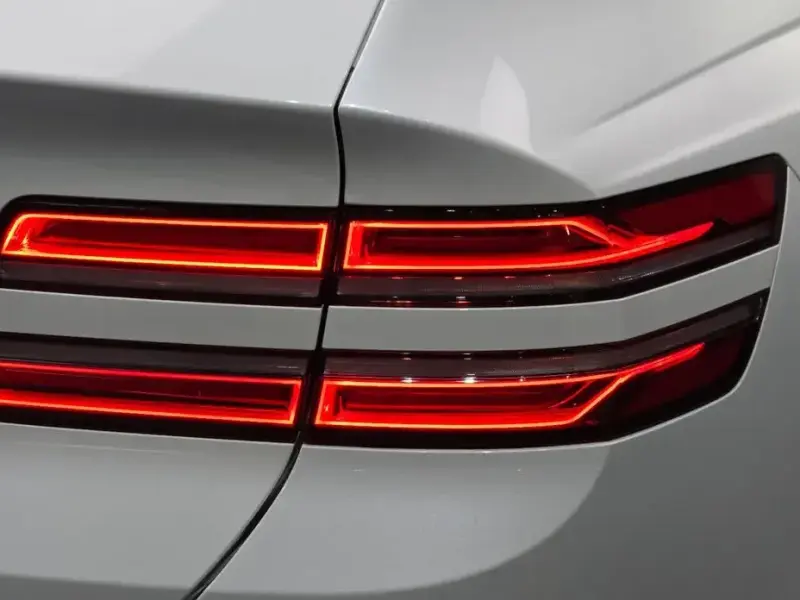2023 Genesis GV80 с пробегом 36 769 км