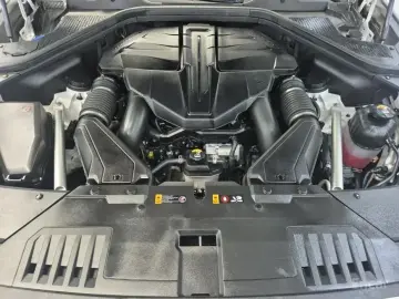 2023 Genesis GV80 с пробегом 28 567 км